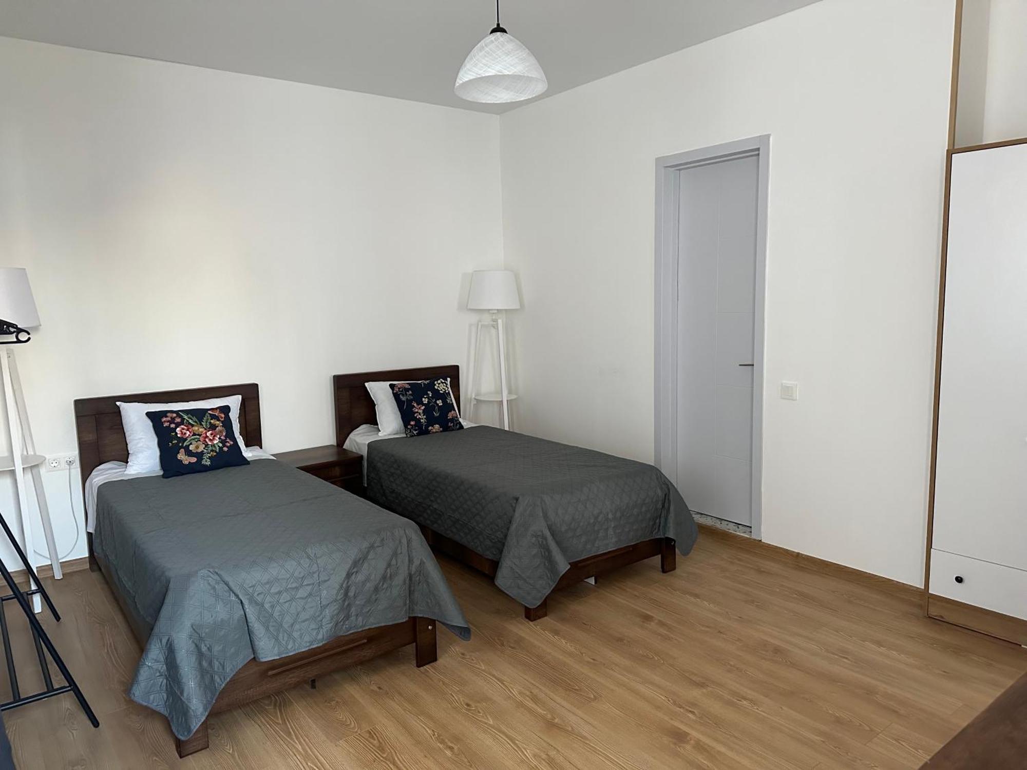 Отель Hotel Home *