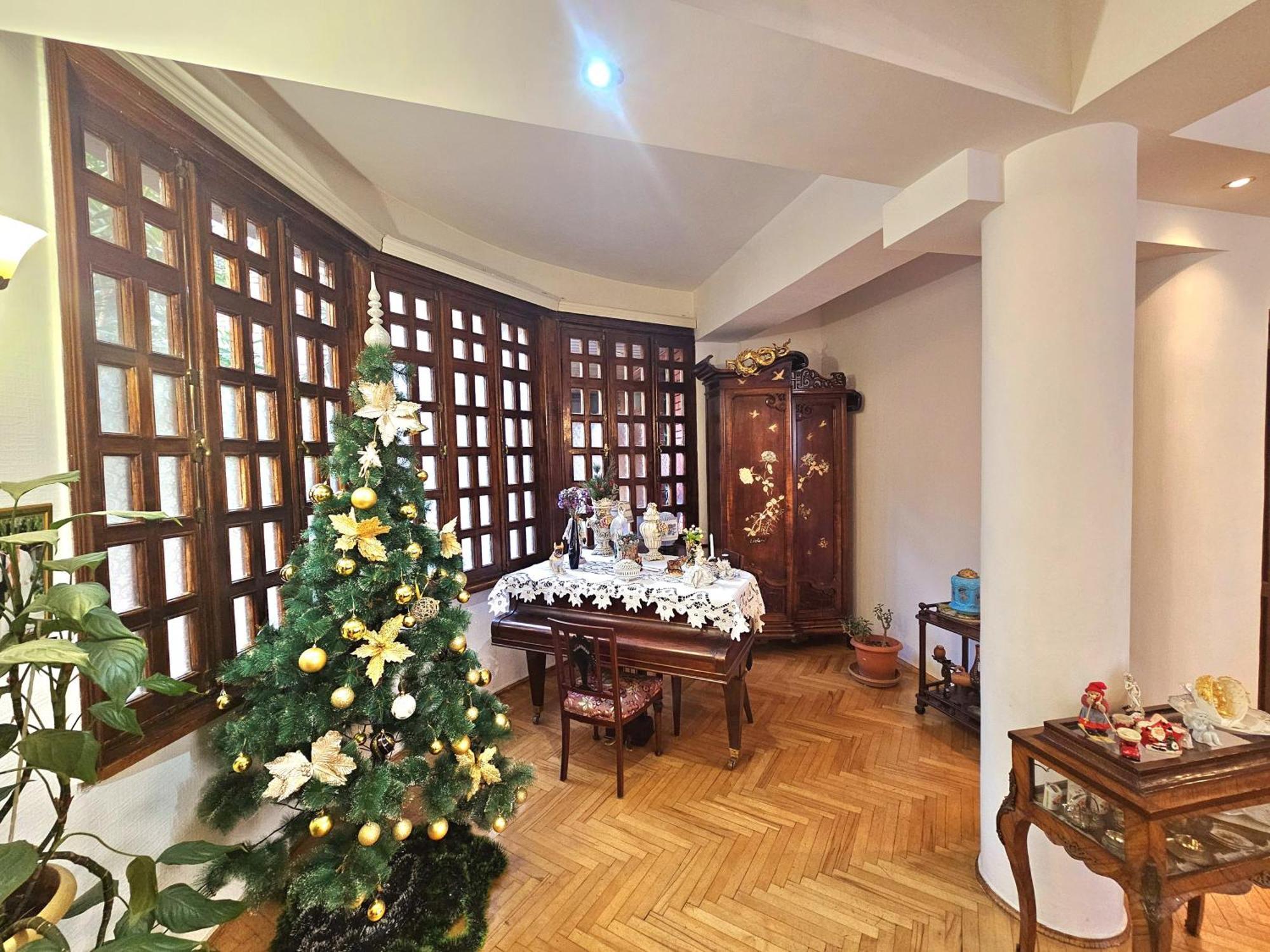 Hotel Home Отель *